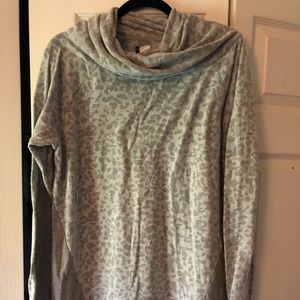 Long sleeve shirt